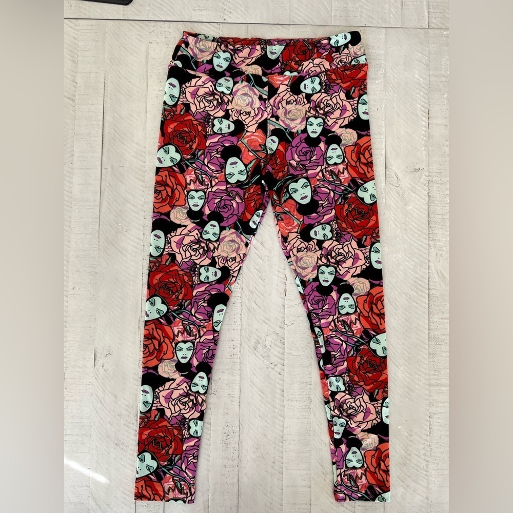 LuLaRoe Disney Villain Evil Queen Leggins Size Tall & Curvy
